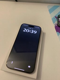 Prodám iPhone 16 pro - 6