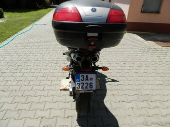 Yamaha Fazer 600 - 6