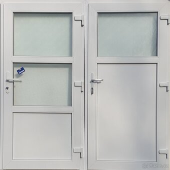 okna a celoprosklené dveře - 6