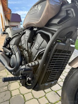 Indian Scout Bobber Limited +Tech 1250 / 2025 - 6