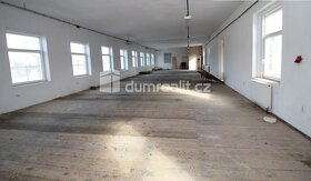 Pronajmu sklady/garáže/kanceláře v Aši - 6