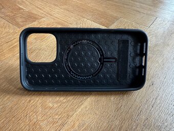 Pouzdro ZAGG Denali Snap Kickstand - Apple iPhone 16 Pro Max - 6