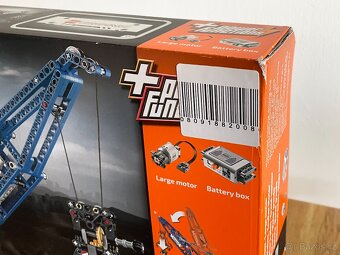 nové Lego Technic 42042 Pásový jeřáb - 6