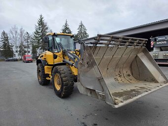 Nakladač Volvo L50G - 6