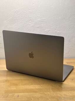 MacBook Pro 16” 2019 CTO/16GB RAM/i7/512GB SSD/ Záruka - 6