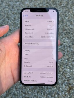 iPhone 12 - baterie 100% - 6