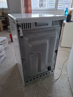 Prodám sporák Mora KS 2470 s plynovou hadicí - 6