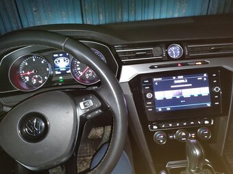 W PASSAT B8 combi 2,0 tdi 110kw R-Line r.v. 2019 - 6