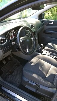 Prodám Ford Focus Titanium 2,0i,107 kW - 6