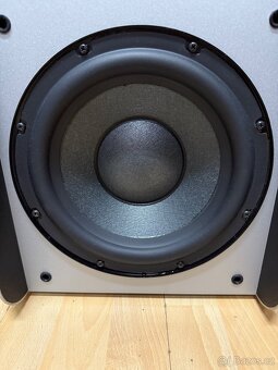 B&w Bowers & Wilkins - 6