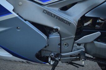 Yamaha FZR1000Yamaha FZR1000 - 6