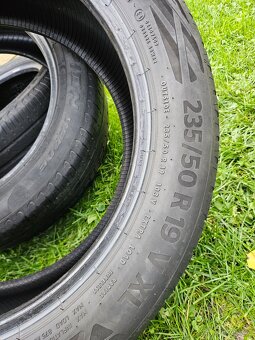Pneu Letní 235/50/19 - 6