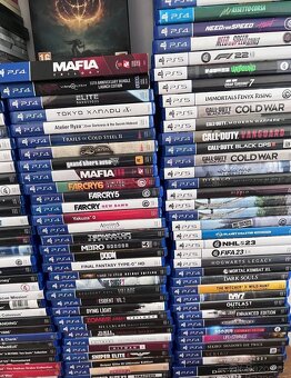 Příslušenství ps4 a ps5 + hry - 6
