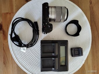 Sony NEX-5R - 6