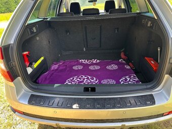 Škoda Octavia scout III 4x4 dsg facelift - 6