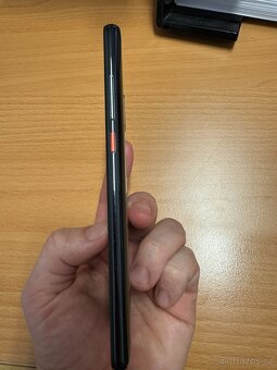 Prodám mobilní telefon Xiaomi Mi 9T, 128GB - 6