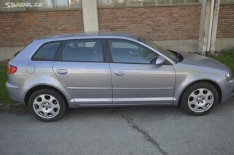 Audi A3 sportback 1,6 85kw benzin ,webasto - 6