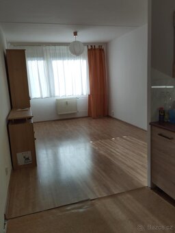 Pronájem 2kk 40m2 Mělník ul. Vlasákova - 6