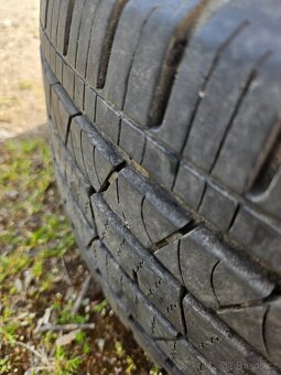 Continental Cross Contact 215/65 R16 - 6