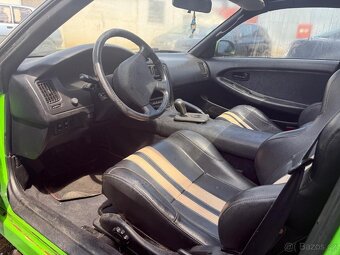 Toyota MR 2 - 6
