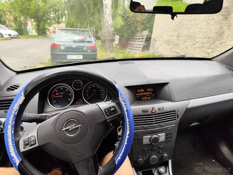 Opel Astra H 1.7 CDTI - 6