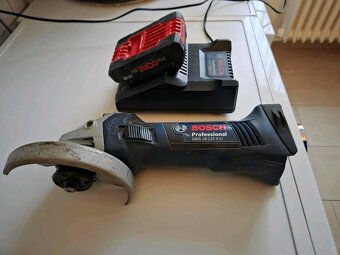Aku úhlová bruska Bosch GWS 18-125 V-LI + akumulátory - 6