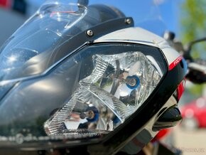 Aprilia Tuono 1000 R Factory - 6
