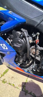 Yamaha R1 RN19 okruhovka - 6
