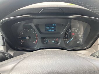 Ford Transit - 6