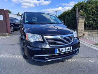 Chrysler Lancia Voyager 3,6 Gold DVD LPG 2014 - 6