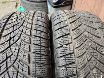 225/55 r18 zánovní zimní 8 mm 2023 - 6