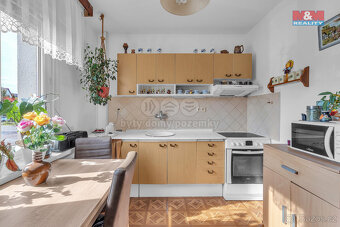 Prodej bytu 2+1, 64 m², Dvůr Králové nad Labem, ul. Odbojářů - 6
