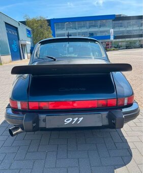 Porsche 911 Carrera 3.2 Coupé G50 z roku 1987 - 6