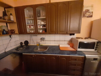 kuchyňská linka do U s vysokým barem - 6