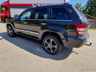 Jeep Grand Cherokee OVERLAND 3.0CRD Facelift 2010 Nová STK - 6