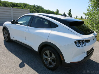 Ford Mustang Mach-E 75,7kWh RWD STD 269PS - DPH - 6