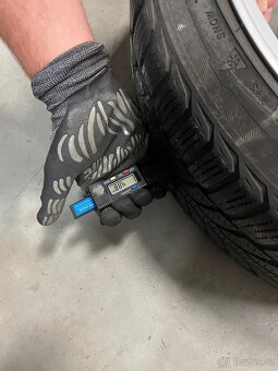 Kompletní sada Audi A3 R18 zimní - 6