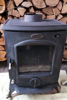 KAMNA LITINOVÁ S VÝMĚNÍKEM, masivní litina. - 6