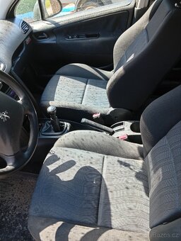 Peugeot 207 1.4 - 6
