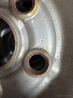 VW T4 195/70 R15C disky + zimní pneumatiky 8mm - 6