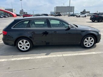 Audi A4 B8 2.0 nafta 105 kw Full led, rok 2009, nehavarované - 6
