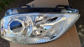 Přední levý reflektor na Škoda Fabia 2 - 6