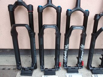 Nové vidlice Fox, Rock Shox, SR Suntour - 6