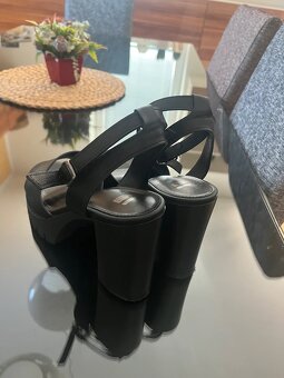 Nové Kožené sandály na platformě. vysoký podpatek, vel.40 - 6