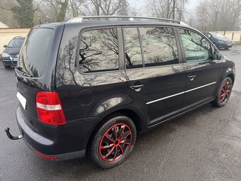 Volkswagen Touran 2.0 TDi FACELIFT MOŽNO NA SPLÁTKY - 6