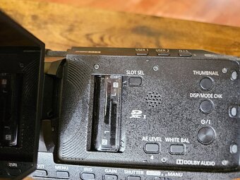 Panasonic HC-X2000 - 6