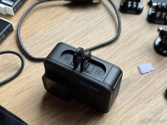 GoPro Hero 11 Black + příslušenství - 6