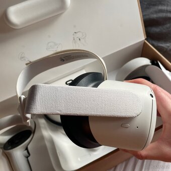 Meta Oculus Quest 2 128 GB - 6