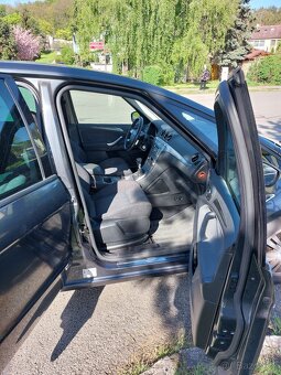 Ford S-MAX 2.0 TDCI 103kW, 2007, bouraný - 6