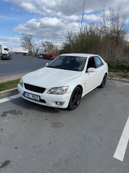 LEXUS IS200 114KW - 6